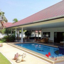 Hua Hin Real Estate large home with pool