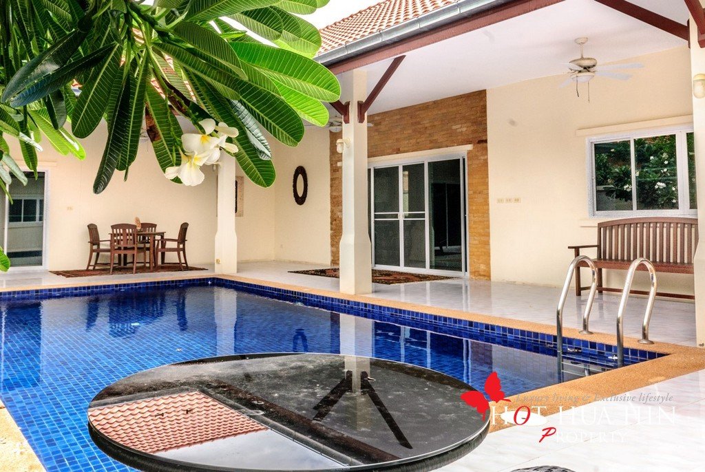 3 bedroom pool villa plus a separate one bedroom guest house - hua