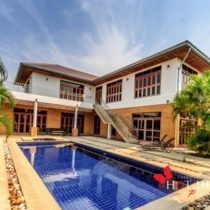 Large Hua Hin House For Sale With Pool