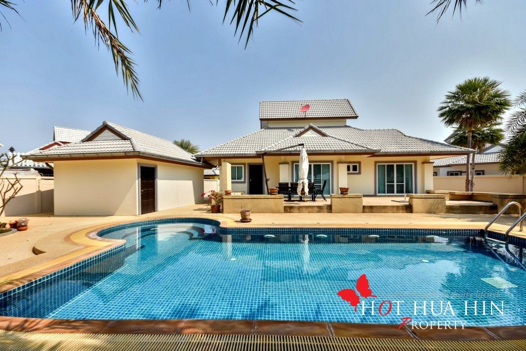 Four Bedroom Home With Pool For Sale in Hua Hin