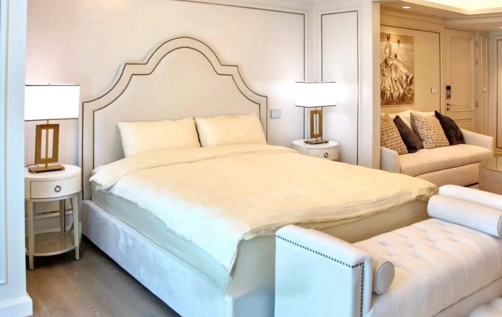 enhanced_17495379776305