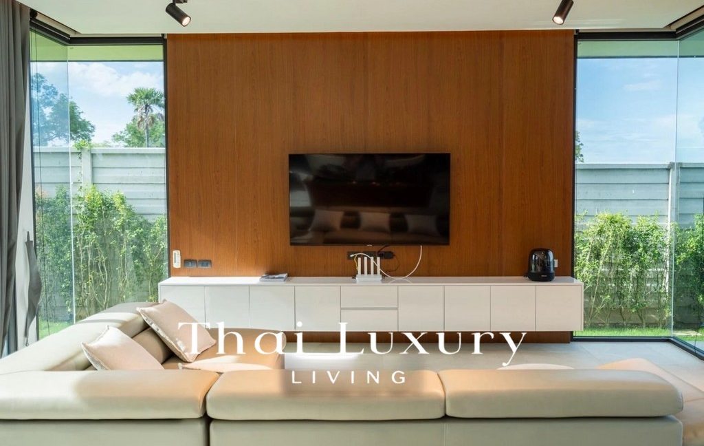 imgi_152_17763294385360