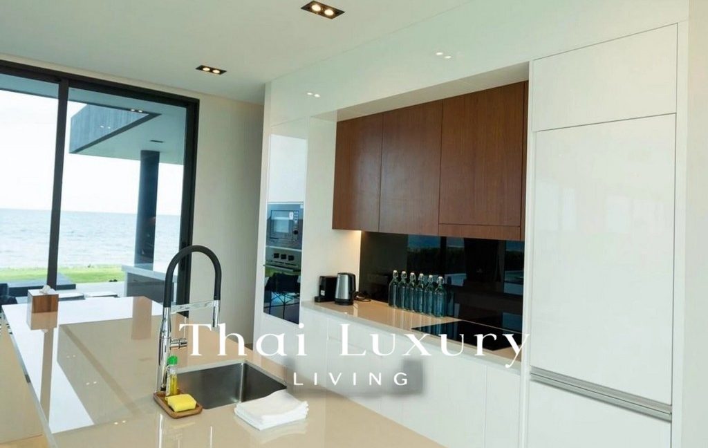 imgi_166_17764003512139